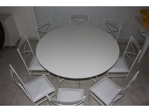 Conjunto Mesa redonda com 8 Cadeiras de Ferro